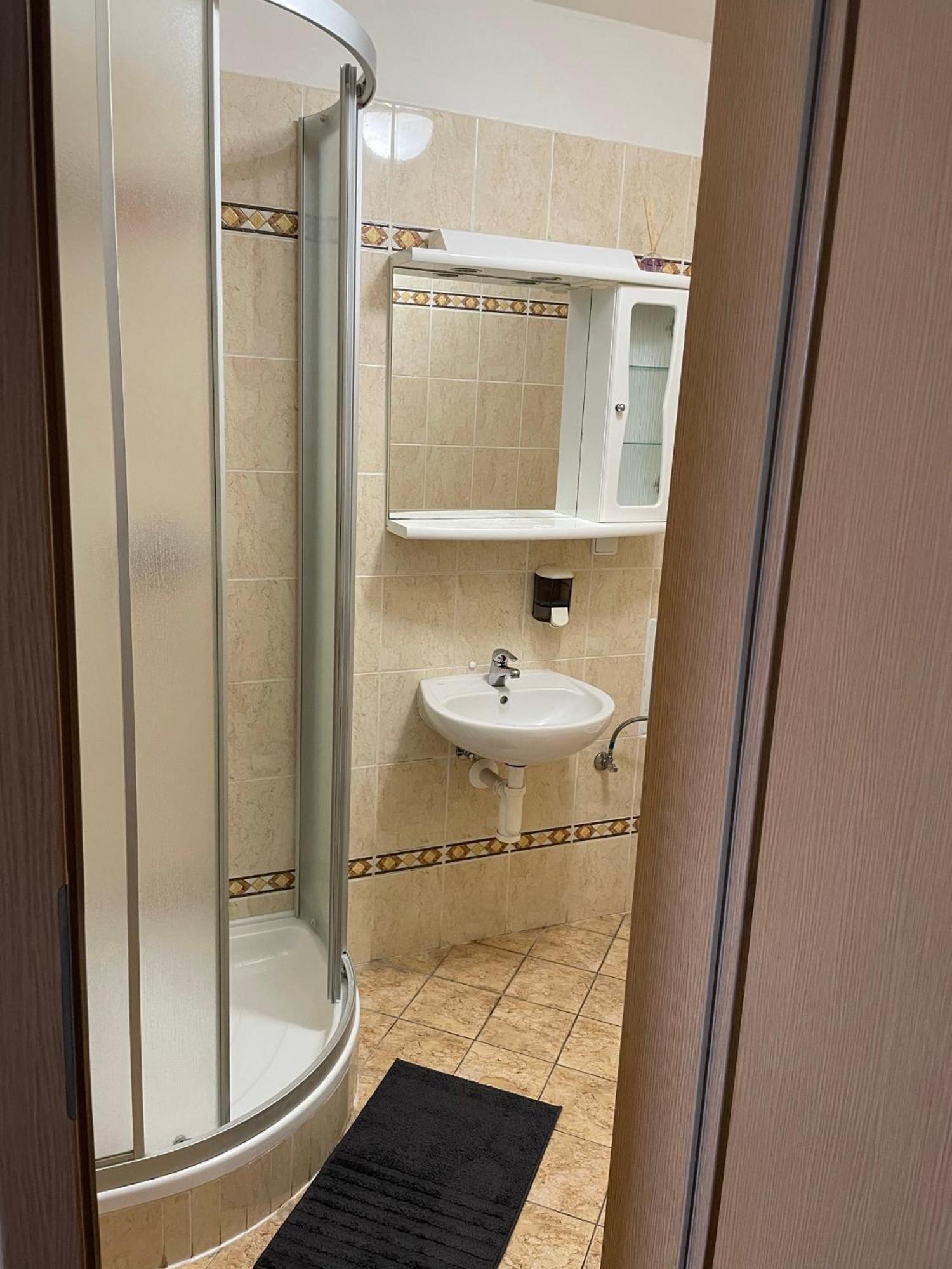 Hotel Orlovna Sitborice Habitación foto